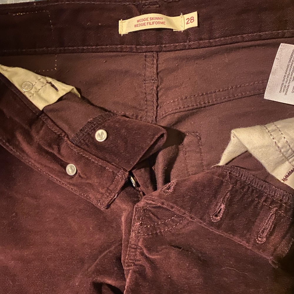 LEVIS BUNDLE! - Picture 7 of 7